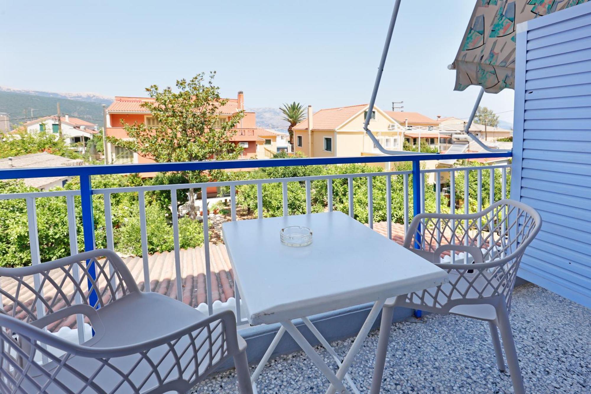 Melissani Hotel Сами Экстерьер фото